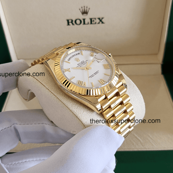 Rolex Day-Date 1:1 Super Clone 18kt Yellow Gold White Dial 3255 Swiss Movement Replica Watch Ref-228238