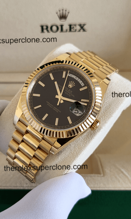 Rolex Day-Date 1:1 Super Clone 18kt Yellow Gold Bright Black Dial 3255 Swiss Movement Replica Watch Ref-228238