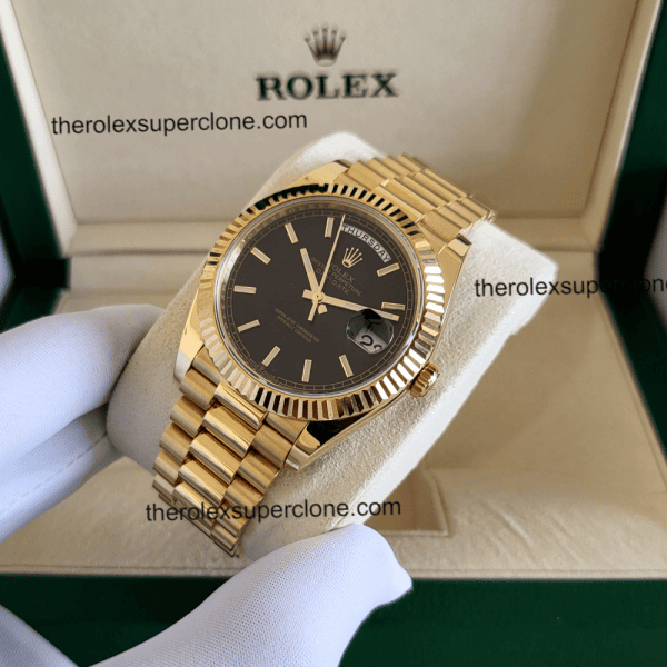 Rolex Day-Date 1:1 Super Clone 18kt Yellow Gold Bright Black Dial 3255 Swiss Movement Replica Watch Ref-228238