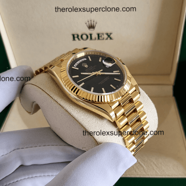 Rolex Day-Date 1:1 Super Clone 18kt Yellow Gold Bright Black Dial 3255 Swiss Movement Replica Watch Ref-228238