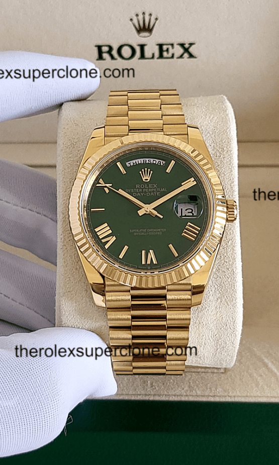 Rolex Day-Date 1:1 Super Clone 18kt Yellow Gold Green Dial 3255 Swiss Movement Replica Watch Ref-228238