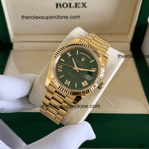 Rolex Day-Date 1:1 Super Clone 18kt Yellow Gold Green Dial 3255 Swiss Movement Replica Watch Ref-228238