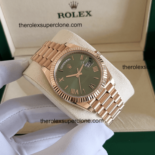 Rolex Day-Date 1:1 Super Clone Everose Gold Olive Green Dial 3255 Swiss Movement Replica Watch Ref-228235