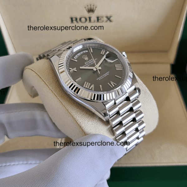 Rolex Day-Date 1:1 Super Clone Oyster Platinum Olive Green Dial 3255 Swiss Movement Replica Watch Ref-228236