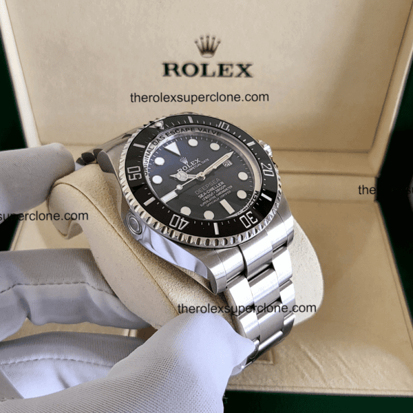 Rolex Deepsea D-Blue 1:1 Super Clone Oystersteel Bracelet 3235 Swiss Movement Replica Watch Ref-136660