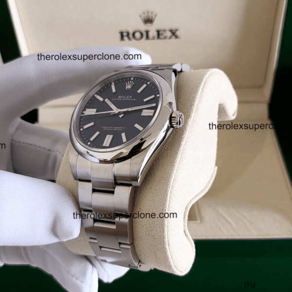 Rolex Oyster Perpetual 1:1 Super Clone Stainless Steel Bright Blue Dial 3230 Swiss Movement Replica Watch Ref-124300