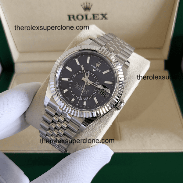 Rolex Sky-Dweller 1:1 Super Clone Oystersteel and White Gold Bright Blue Dial Jubilee Bracelet 9002 Swiss Movement Replica Watch Ref-336934