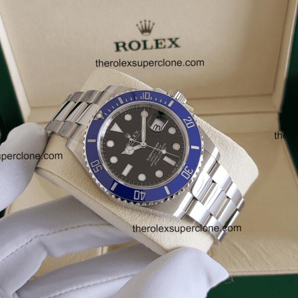 Rolex Submariner Date 1:1 Super Clone 18kt White Gold Black Dial with Blue Ceramic Bezel 3235 Swiss Movement Replica Watch Ref-126619LB