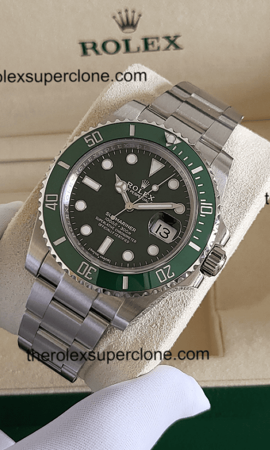 Rolex Submariner Hulk 1:1 Super Clone Stainless Steel Green Dial 3135 Swiss Movement Replica Watch Ref-116610LV