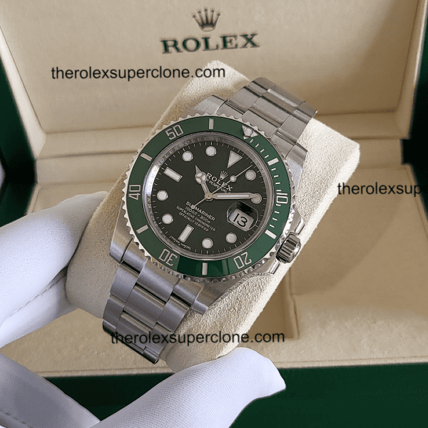 Rolex Submariner Hulk 1:1 Super Clone Stainless Steel Green Dial 3135 Swiss Movement Replica Watch Ref-116610LV