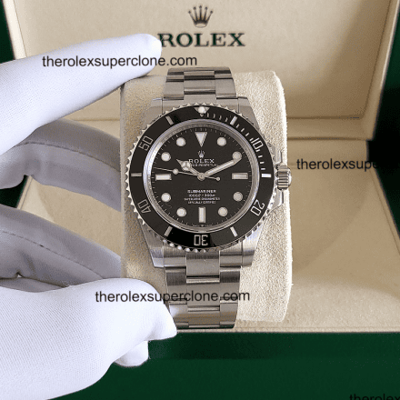 Rolex Submariner No-Date 1:1 Super Clone Stainless Steel Black Dial 3230 Swiss Movement Replica Watch Ref-124060